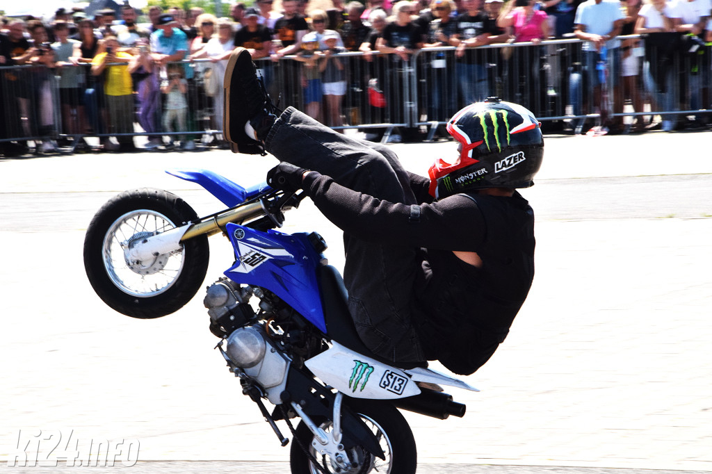 XX Zlot Motocyklowy NA SOLI - pokazy przed galerią