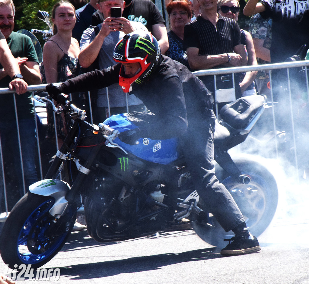 XX Zlot Motocyklowy NA SOLI - pokazy przed galerią