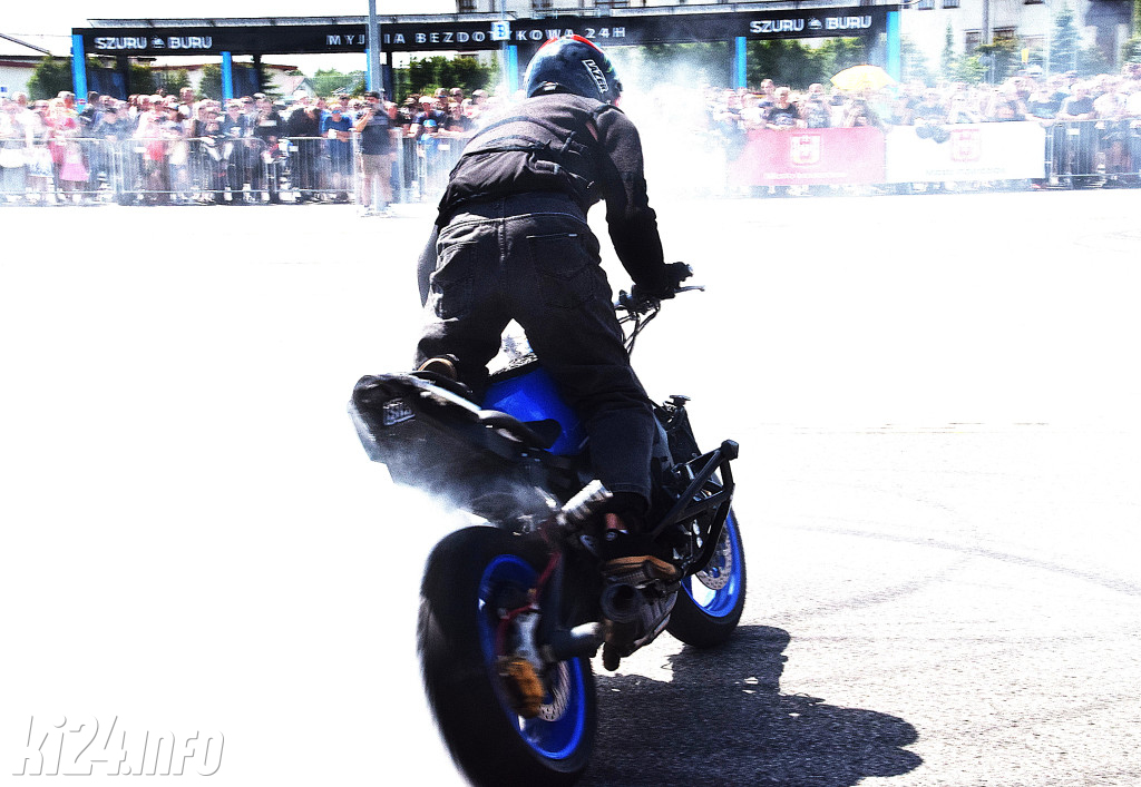 XX Zlot Motocyklowy NA SOLI - pokazy przed galerią