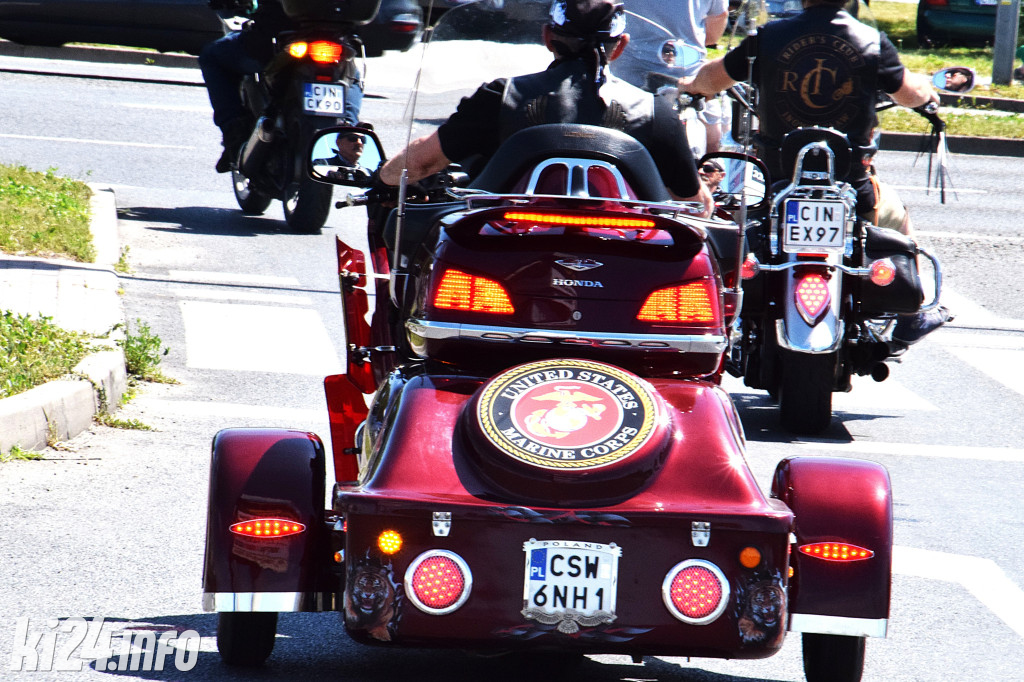 XX Zlot Motocyklowy NA SOLI - pokazy przed galerią