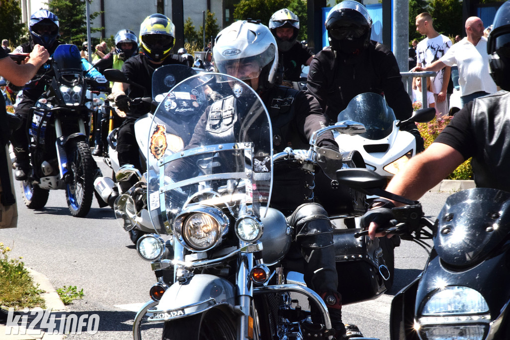 XX Zlot Motocyklowy NA SOLI - pokazy przed galerią