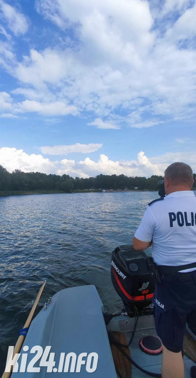 ​​​​​​​Policja interweniowała kilkanaście razy na jeziorach