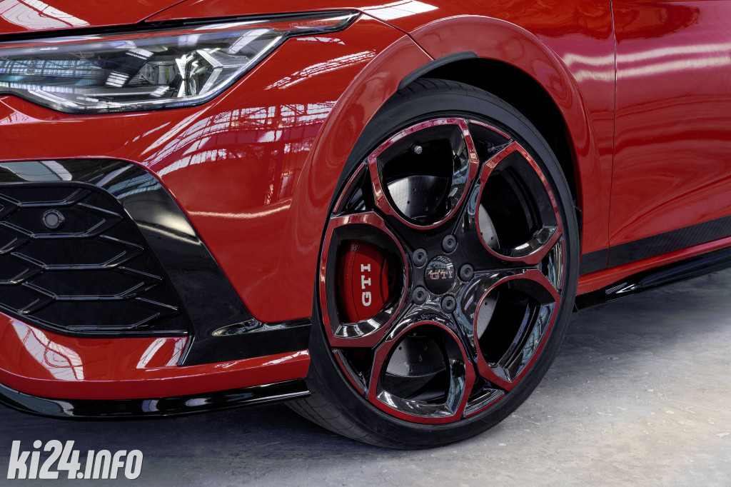 Volkswagen prezentuje najmocniejszego Golfa GTI EDITION