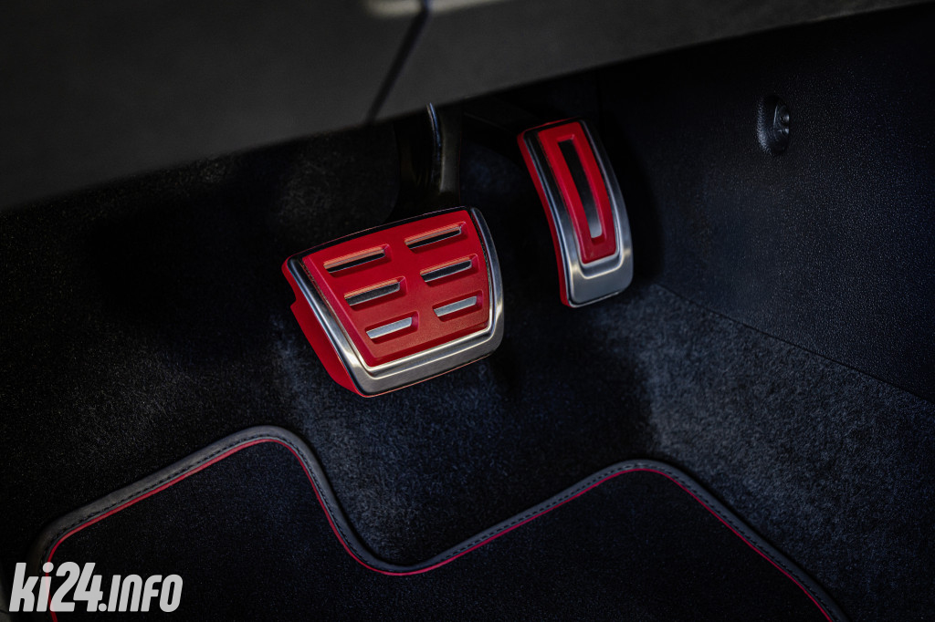 Volkswagen prezentuje najmocniejszego Golfa GTI EDITION