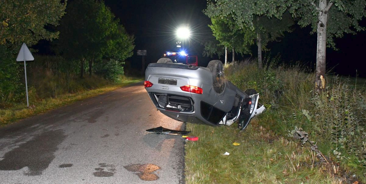 Dachowanie audi w Połajewie