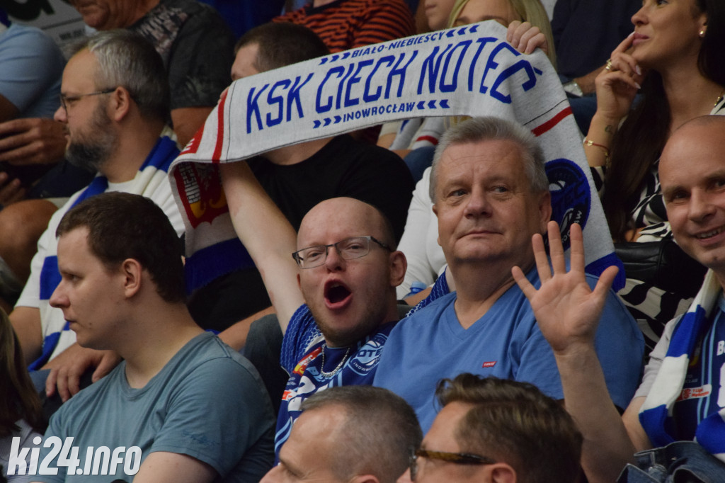 Kibice na meczu KSK Noteć Inowrocław - ŁKS Coolpack Łódź. Foto: Jakub Kozłowski