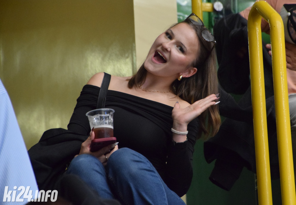 Kibice na meczu KSK Noteć Inowrocław - ŁKS Coolpack Łódź. Foto: Jakub Kozłowski