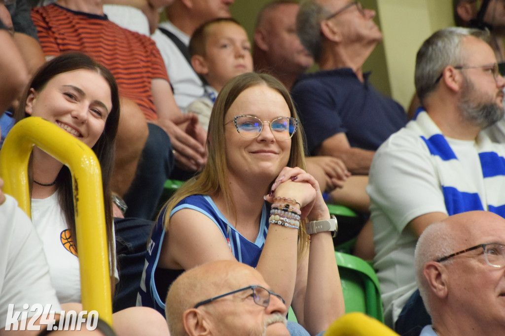 Kibice na meczu KSK Noteć Inowrocław - ŁKS Coolpack Łódź. Foto: Jakub Kozłowski