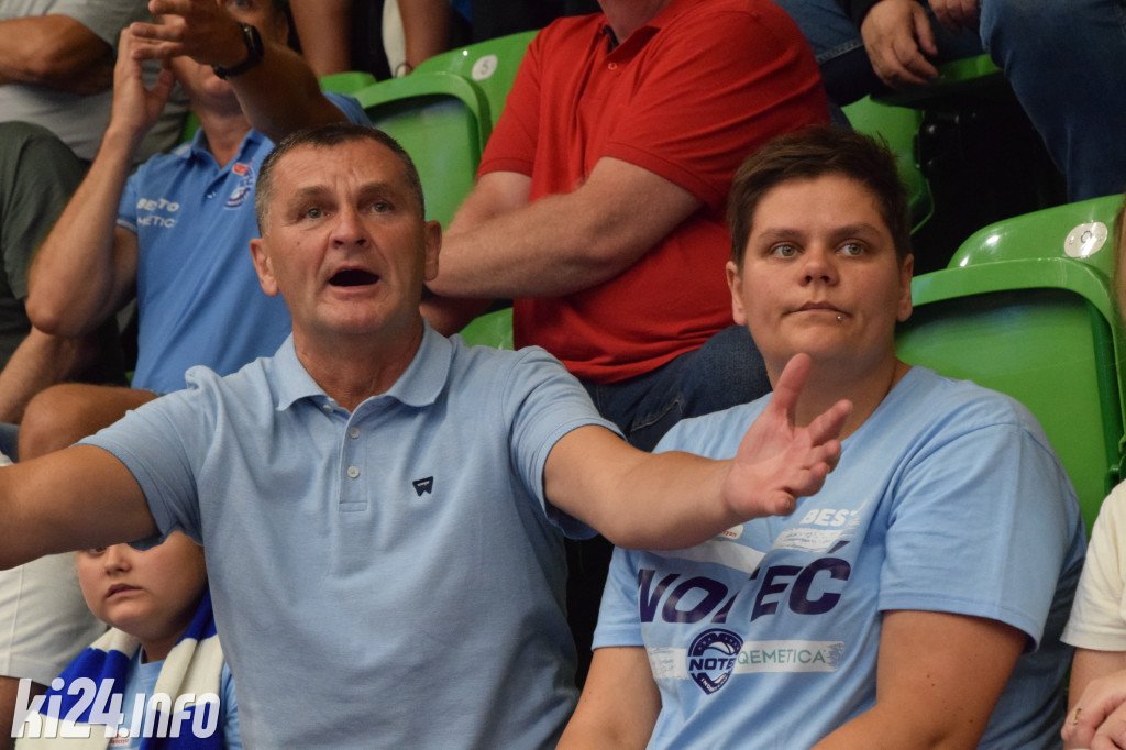 Kibice na meczu KSK Noteć Inowrocław - ŁKS Coolpack Łódź. Foto: Jakub Kozłowski