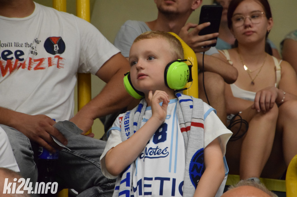 Kibice na meczu KSK Noteć Inowrocław - ŁKS Coolpack Łódź. Foto: Jakub Kozłowski