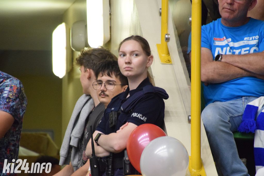 Kibice na meczu KSK Noteć Inowrocław - ŁKS Coolpack Łódź. Foto: Jakub Kozłowski