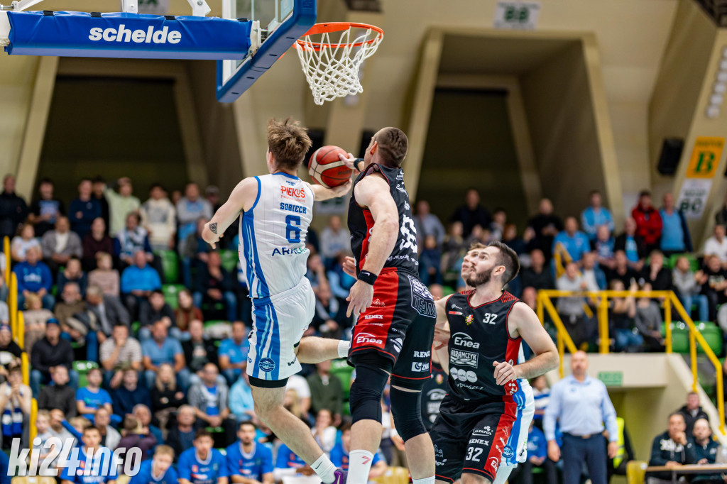 Mecz Noteć vs Astoria - fot. Łukasz Raczkowski