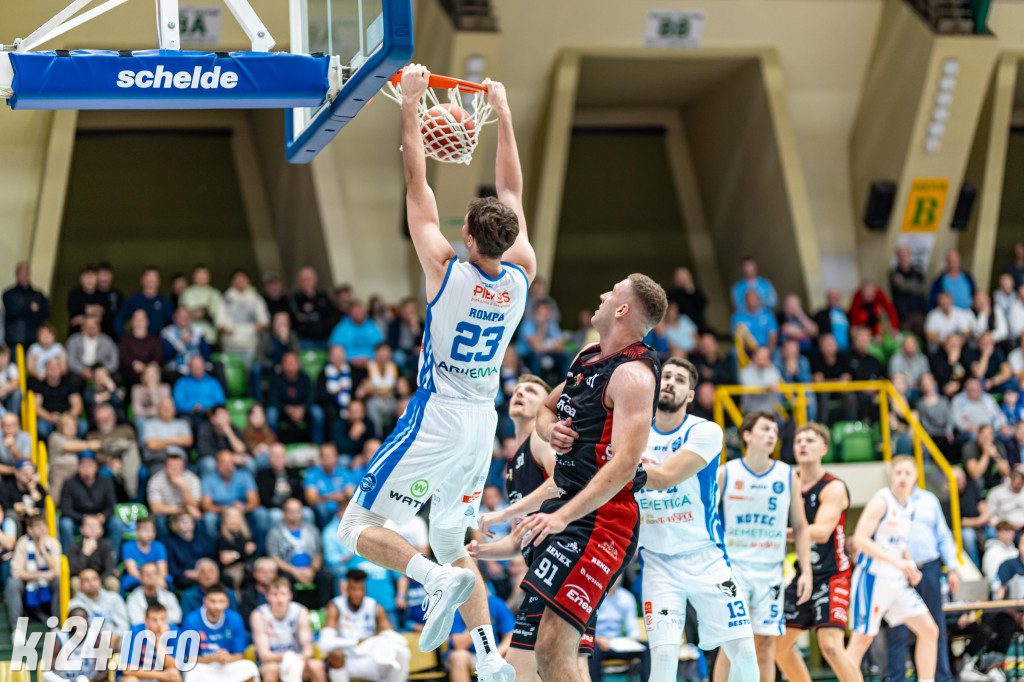 Mecz Noteć vs Astoria - fot. Łukasz Raczkowski