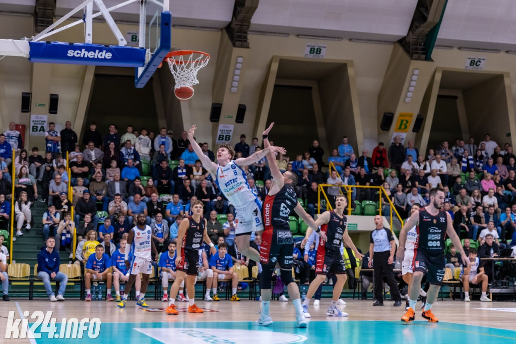 Mecz Noteć vs Astoria - fot. Damian Hebda