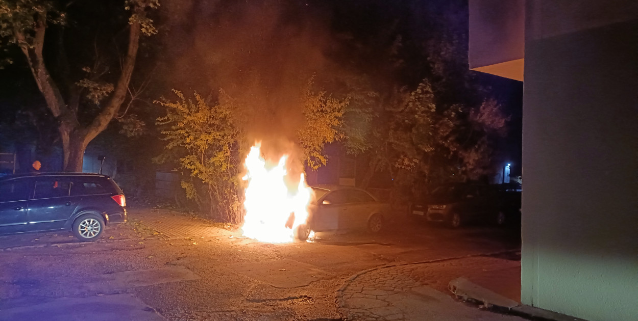 Pożar samochodu na osiedlu Nowym