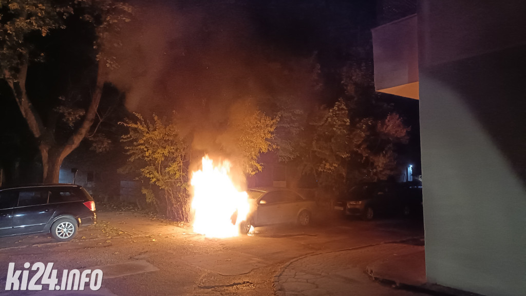 Pożar samochodu na osiedlu Nowym