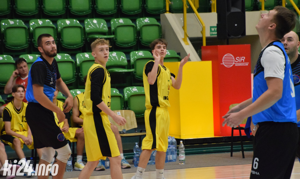 Przyjaciele OSiR dla Niepodległej