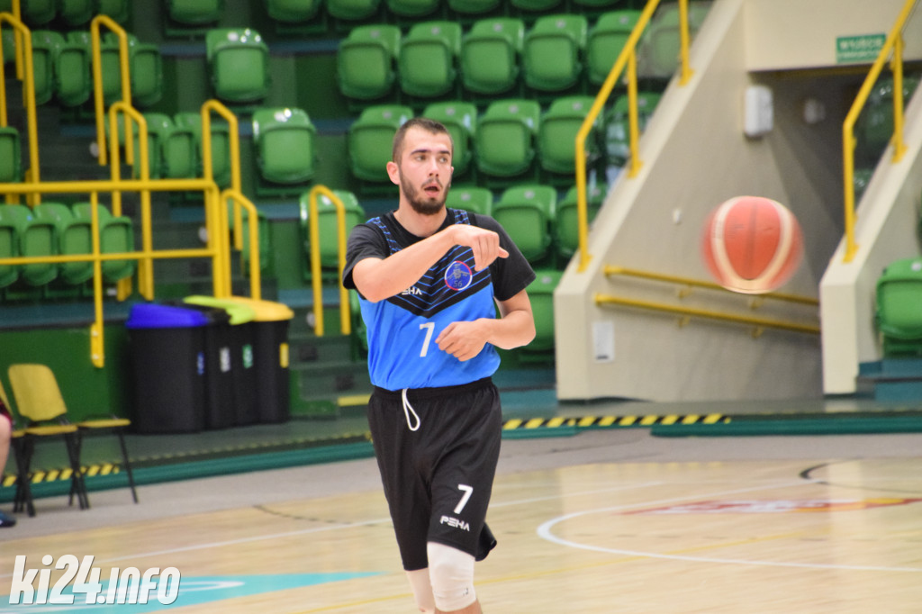 Przyjaciele OSiR dla Niepodległej