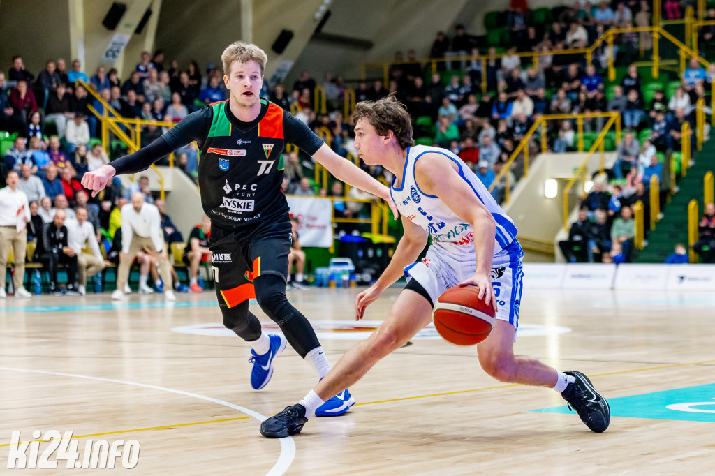 KSK Qemetica Noteć Inowrocław - GKS Tychy | Foto: Łukasz Raczkowski