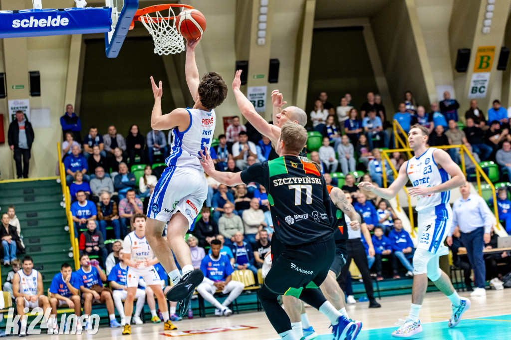 KSK Qemetica Noteć Inowrocław - GKS Tychy | Foto: Łukasz Raczkowski