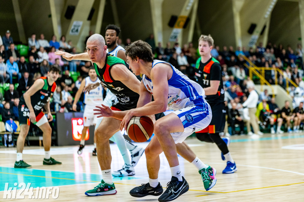 KSK Qemetica Noteć Inowrocław - GKS Tychy | Foto: Łukasz Raczkowski