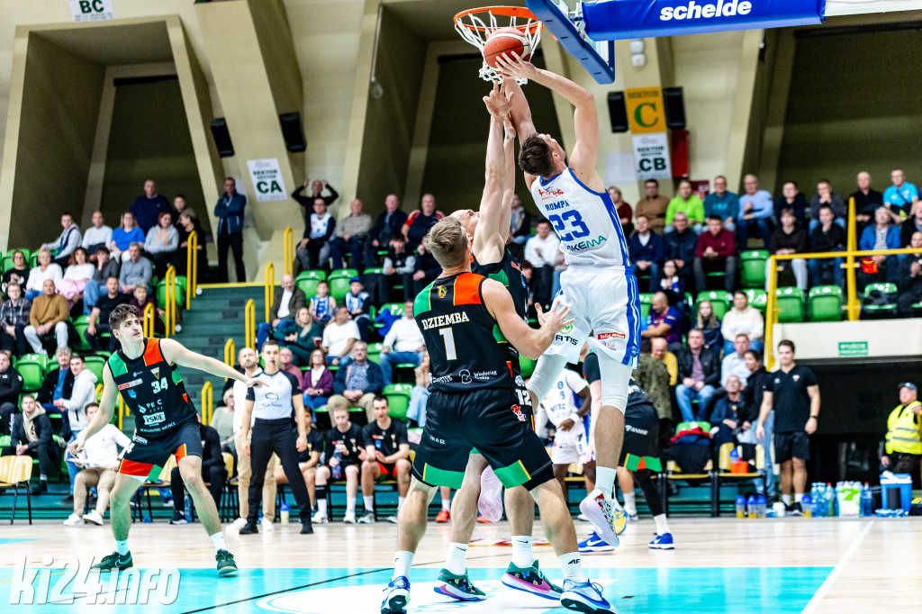 KSK Qemetica Noteć Inowrocław - GKS Tychy | Foto: Łukasz Raczkowski