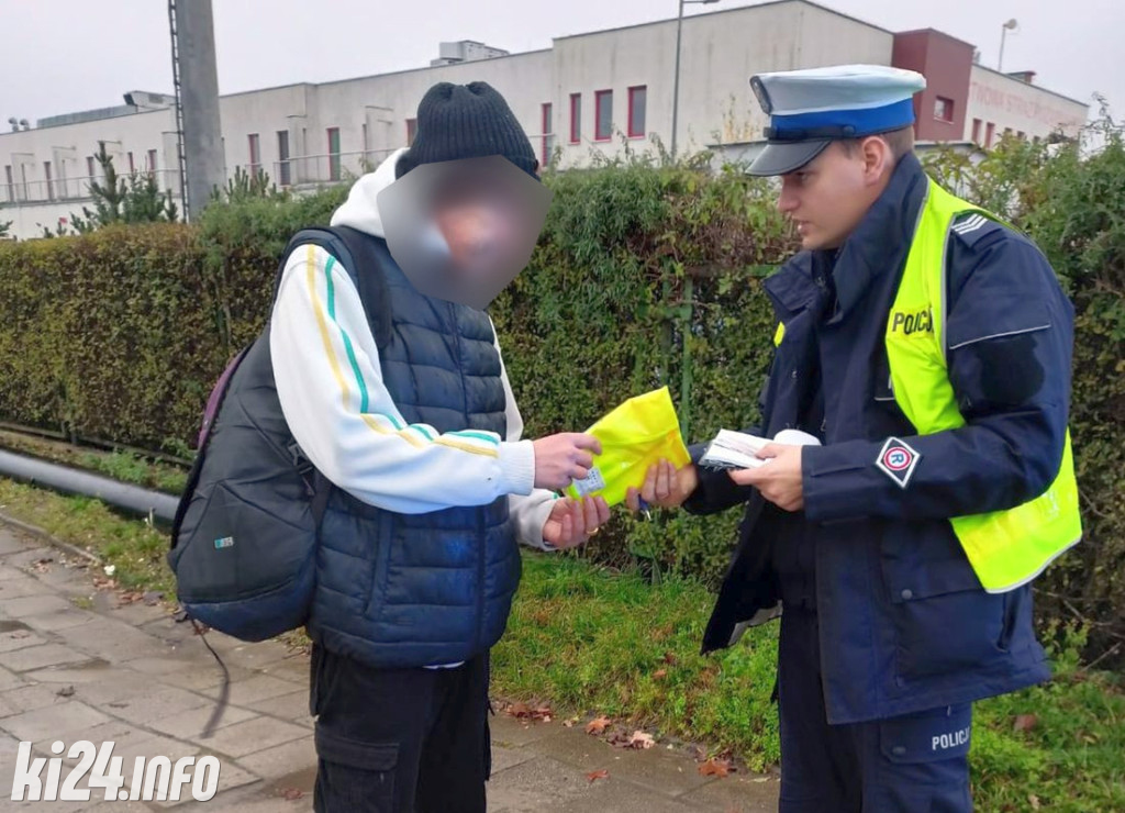 Policja: Ostrożność na drogach ratuje życie