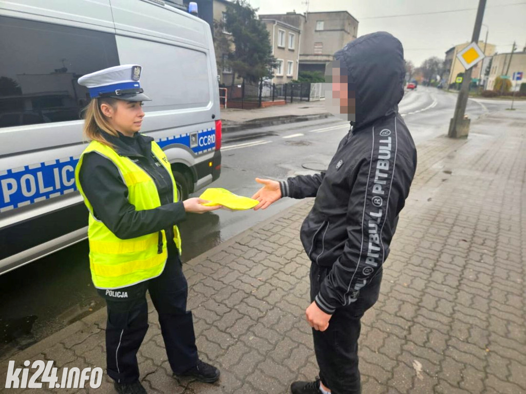 Policja: Ostrożność na drogach ratuje życie