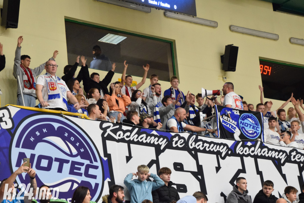 Kibice na meczu Noteci z Polonią