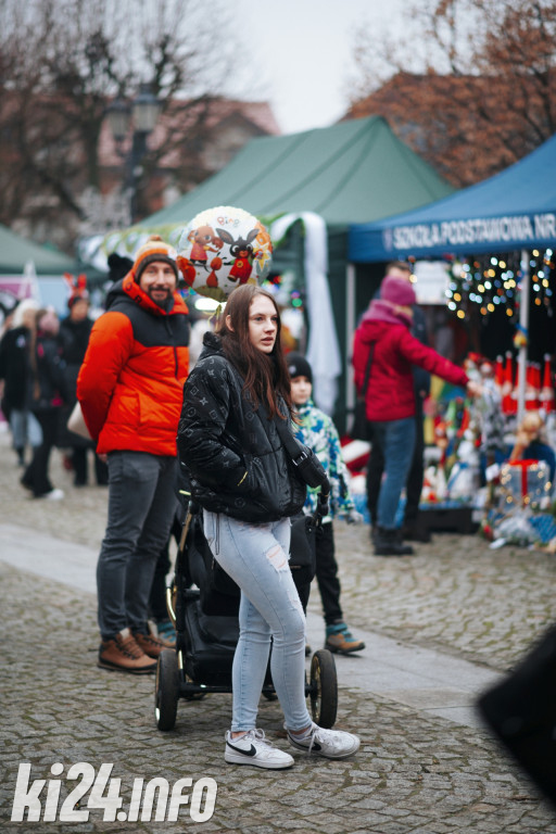 GNIEWKOWO - Jarmark Bożonarodzeniowy