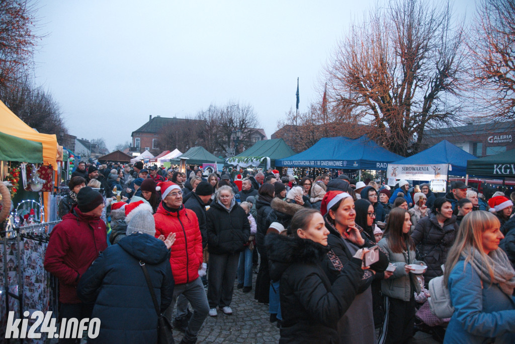 GNIEWKOWO - Jarmark Bożonarodzeniowy