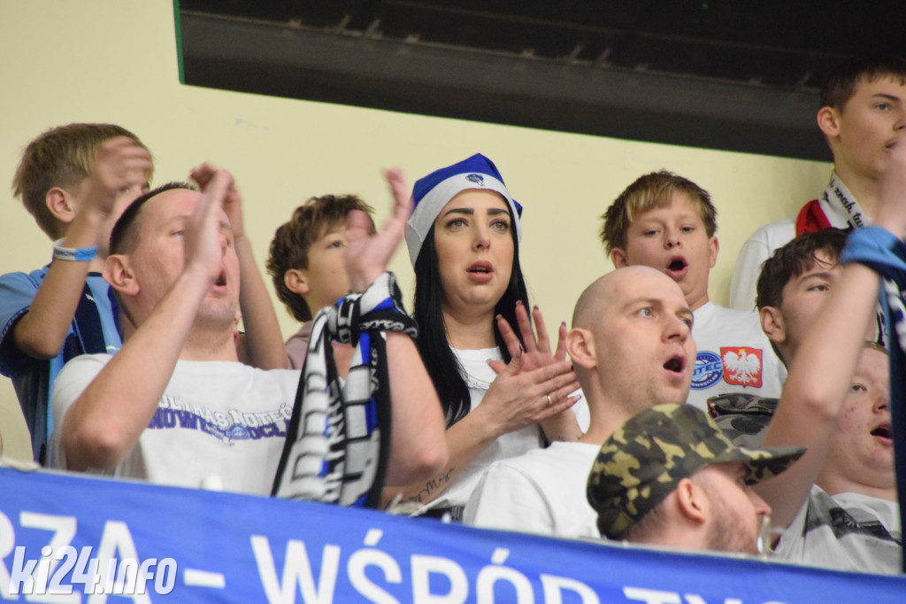 Kibice na meczu Noteć - Decka