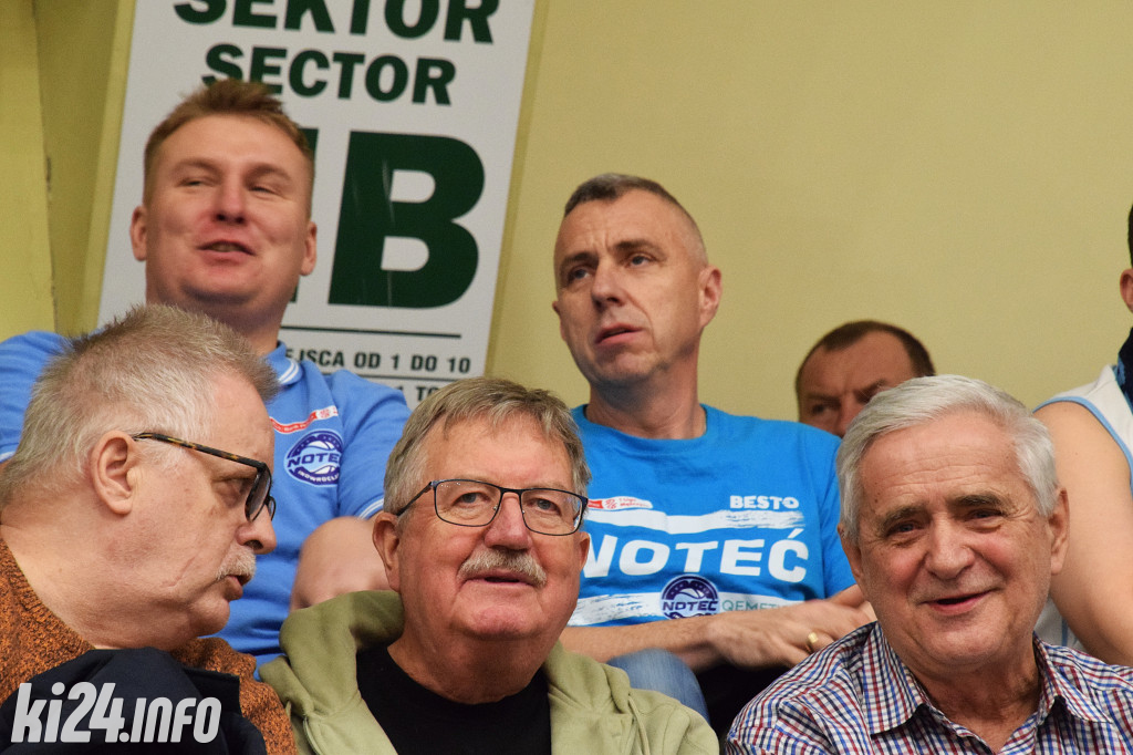 Kibice na meczu Noteć - Decka