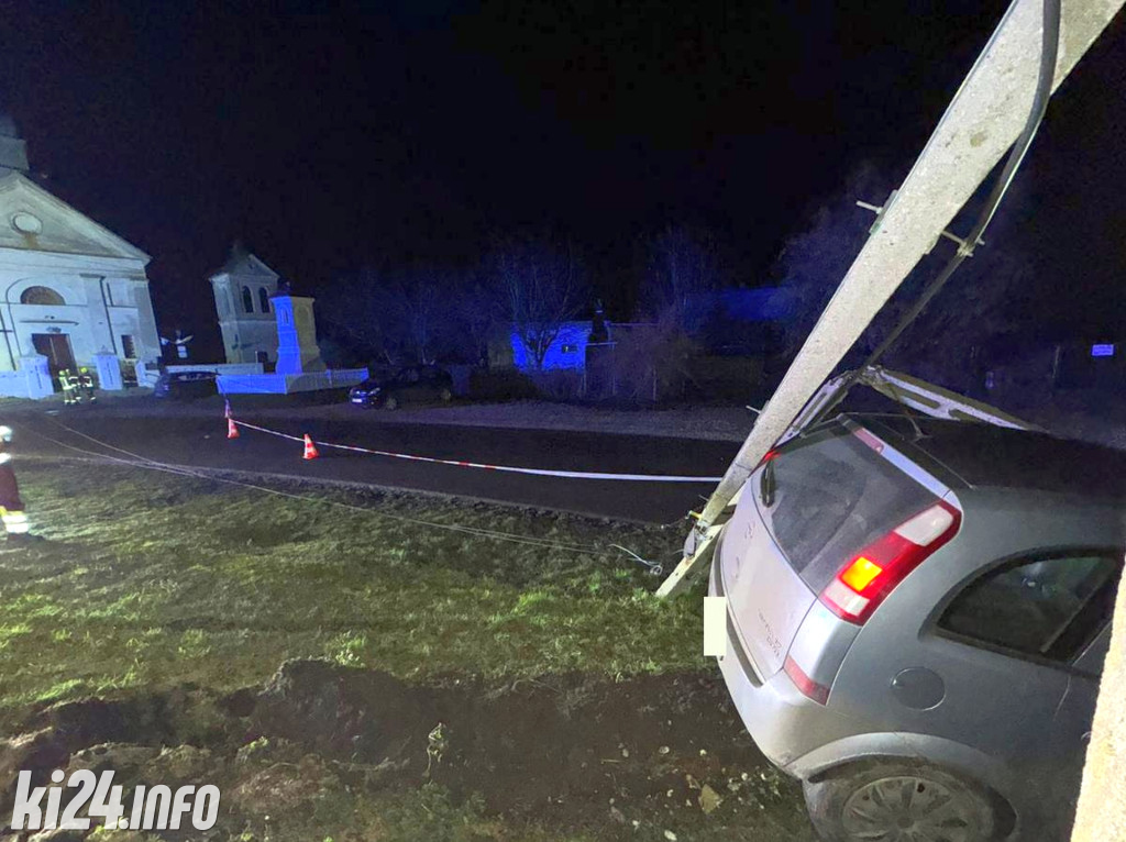 Przesadziła z prędkością i uderzyła w słup