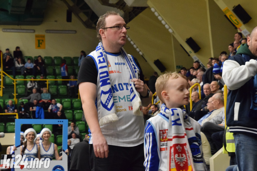 Kibice na meczu Noteć - WKK Wrocław