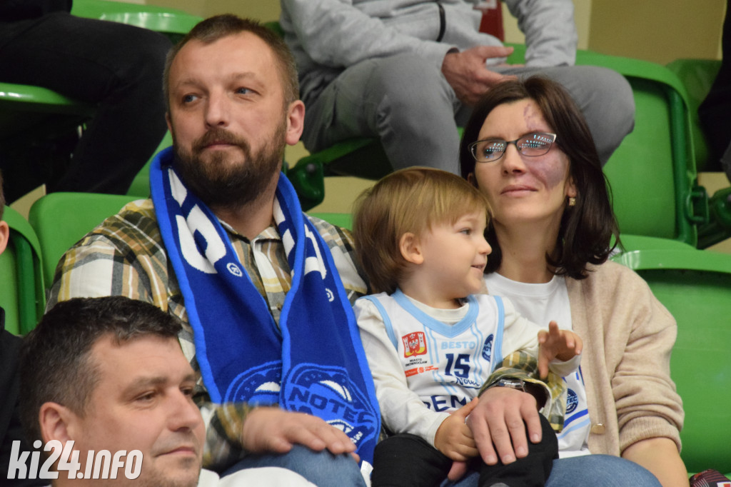 Kibice na meczu Noteć - WKK Wrocław