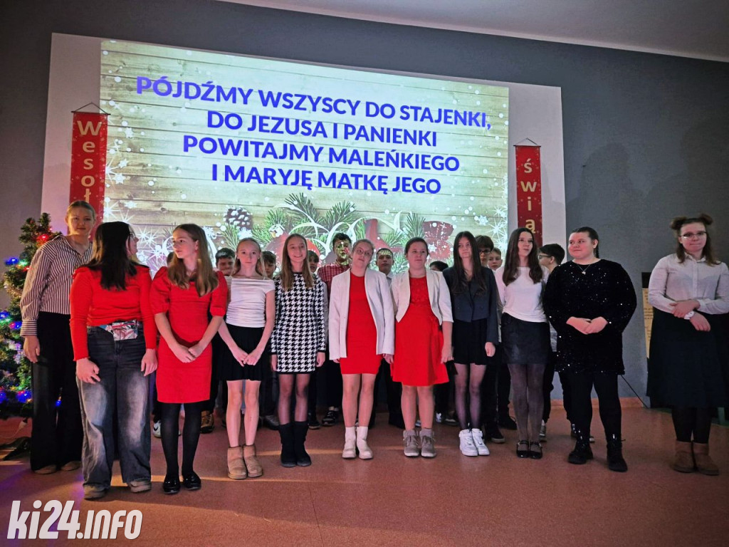 „Światło w ciemności” – jasełka o hejcie, empatii i szacunku