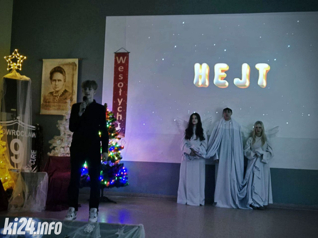 „Światło w ciemności” – jasełka o hejcie, empatii i szacunku