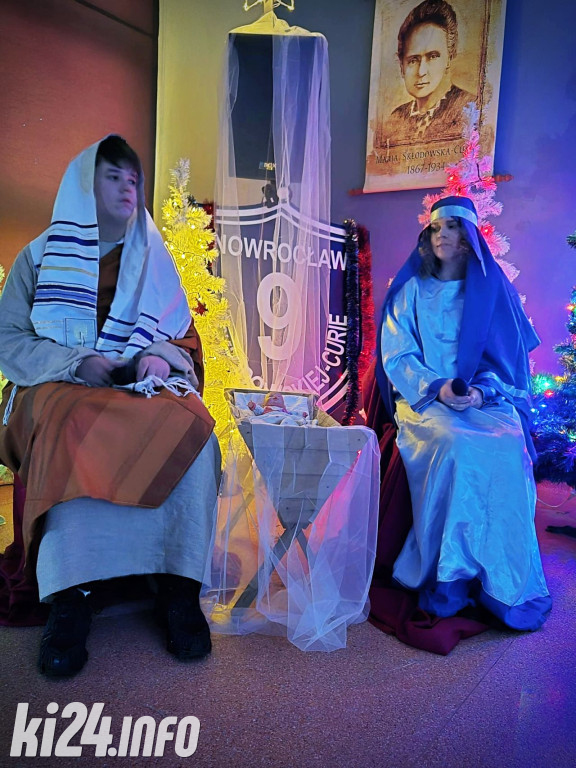 „Światło w ciemności” – jasełka o hejcie, empatii i szacunku