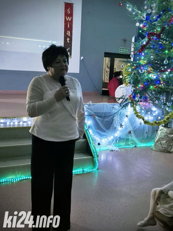 „Światło w ciemności” – jasełka o hejcie, empatii i szacunku