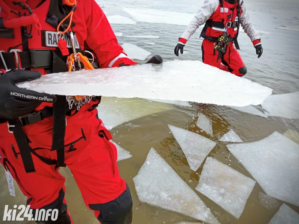 Policja i WOPR ostrzegają: Lód jest cienki!