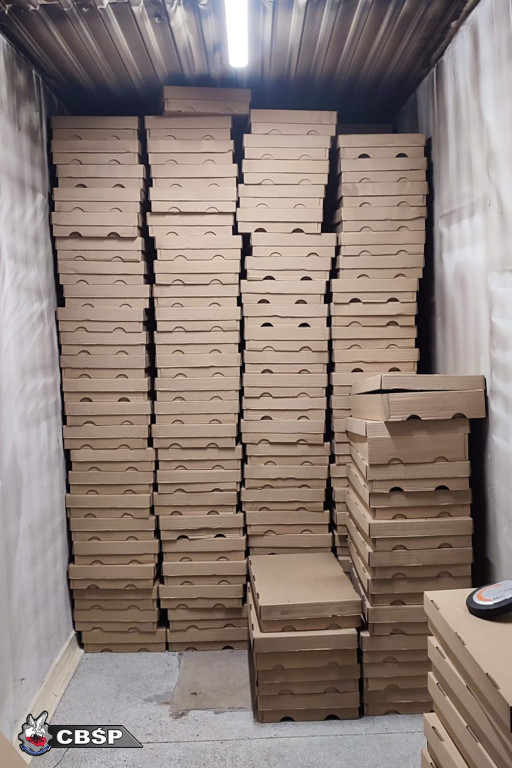 CBŚP i KAS rozbiły linię do produkcji papierosów