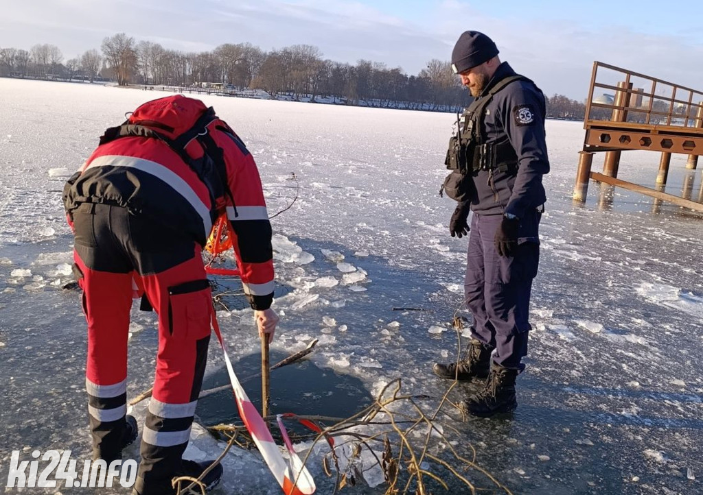 Służby zabezpieczyły przeręble na Gople