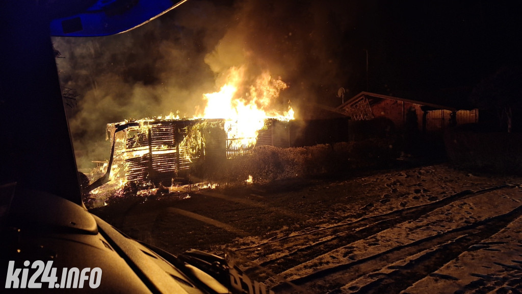 W Kruszwicy spłonął domek letniskowy