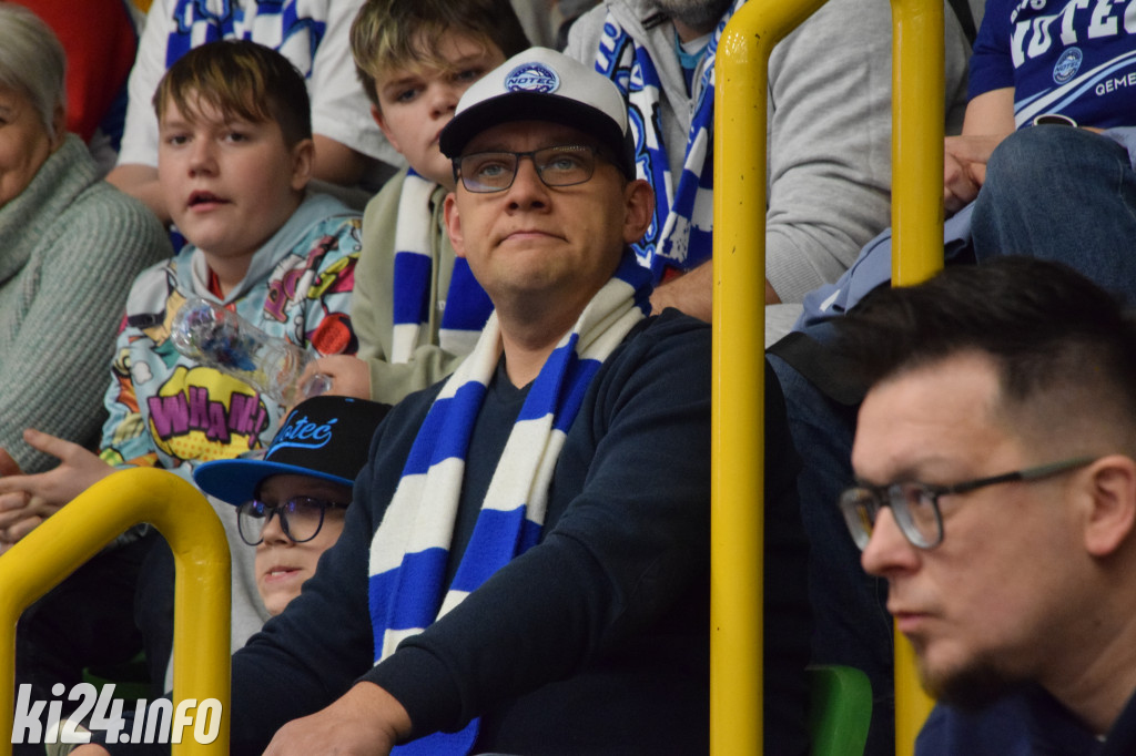 Kibice na meczu KSK Qemetica Noteć Inowrocław - Politechnika Opolska fot: Jakub Kozłowski