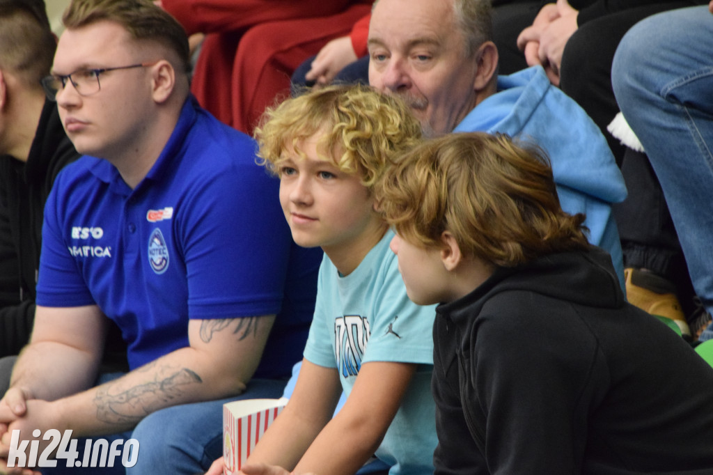 Kibice na meczu KSK Qemetica Noteć Inowrocław - Politechnika Opolska fot: Jakub Kozłowski