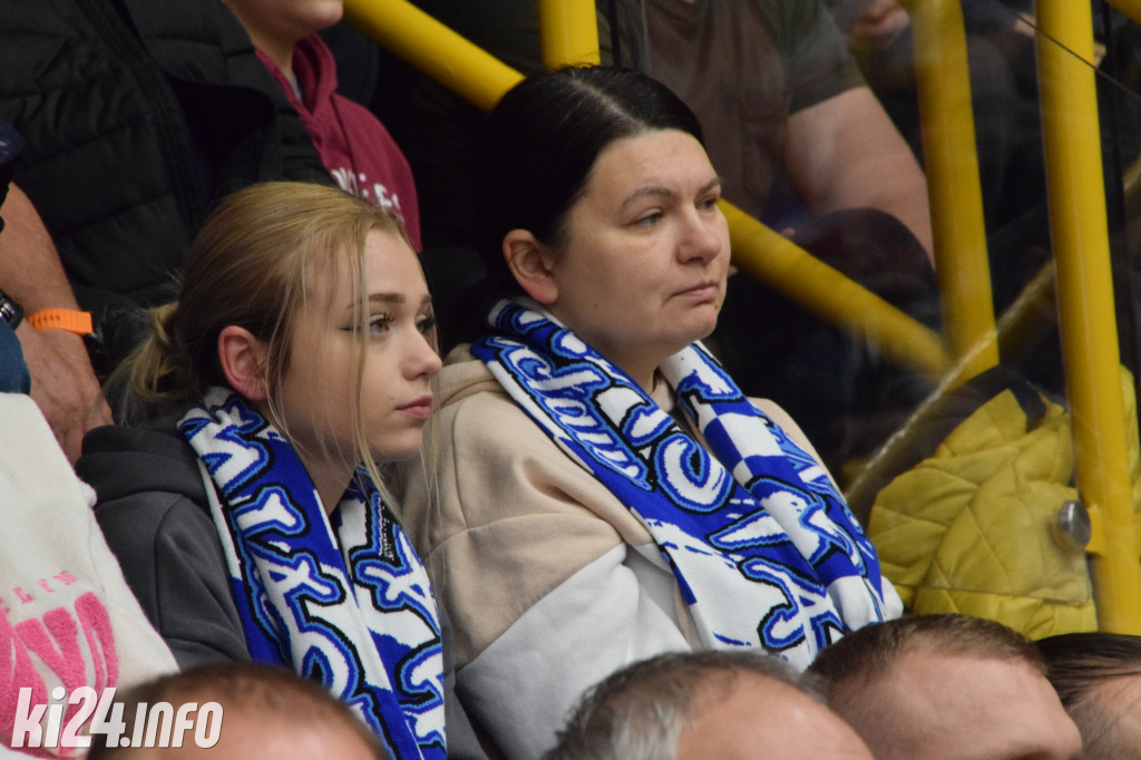 Kibice na meczu KSK Qemetica Noteć Inowrocław - Politechnika Opolska fot: Jakub Kozłowski