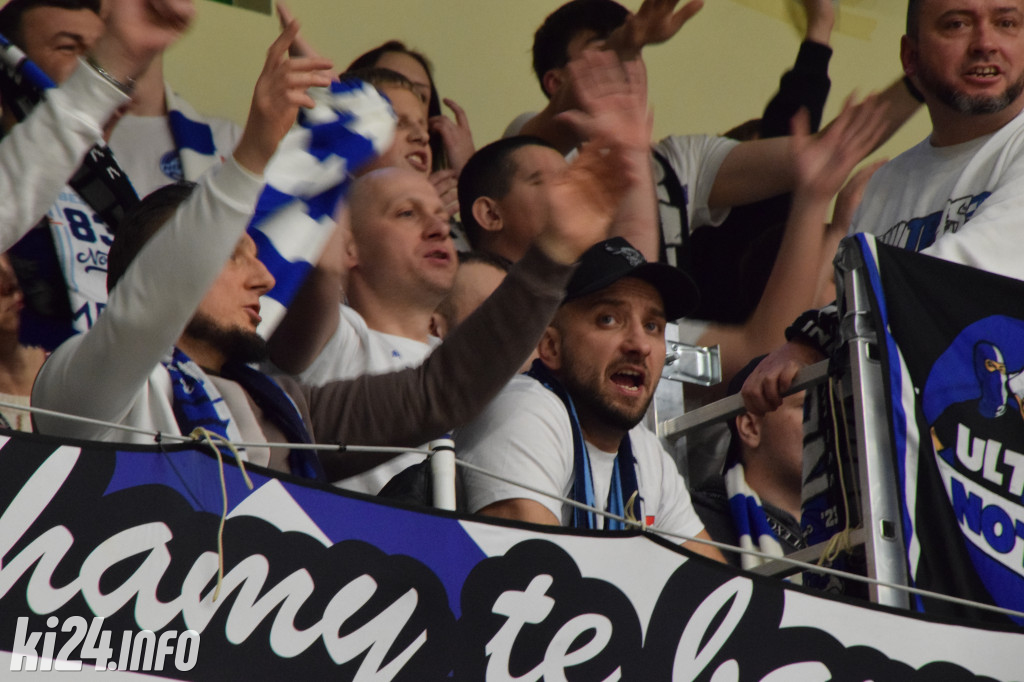 Kibice na meczu KSK Qemetica Noteć Inowrocław - Politechnika Opolska fot: Jakub Kozłowski