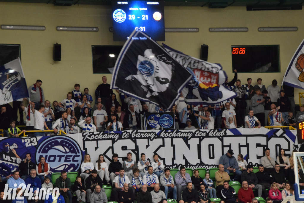 Kibice na meczu KSK Qemetica Noteć Inowrocław - Politechnika Opolska fot: Jakub Kozłowski