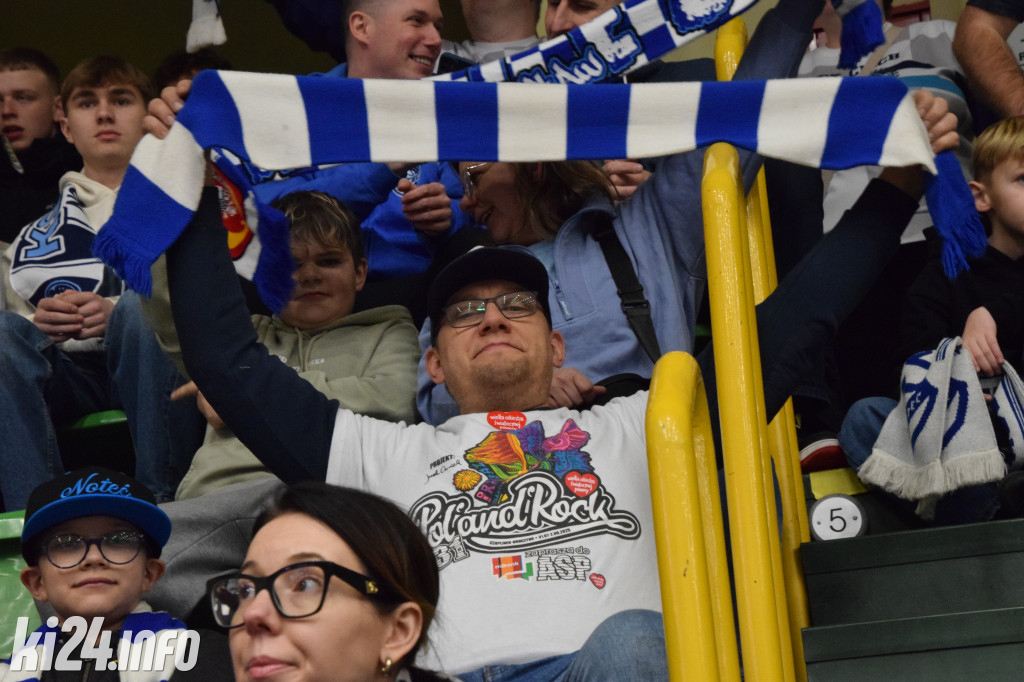 Kibice na meczu Noteć - Żubry